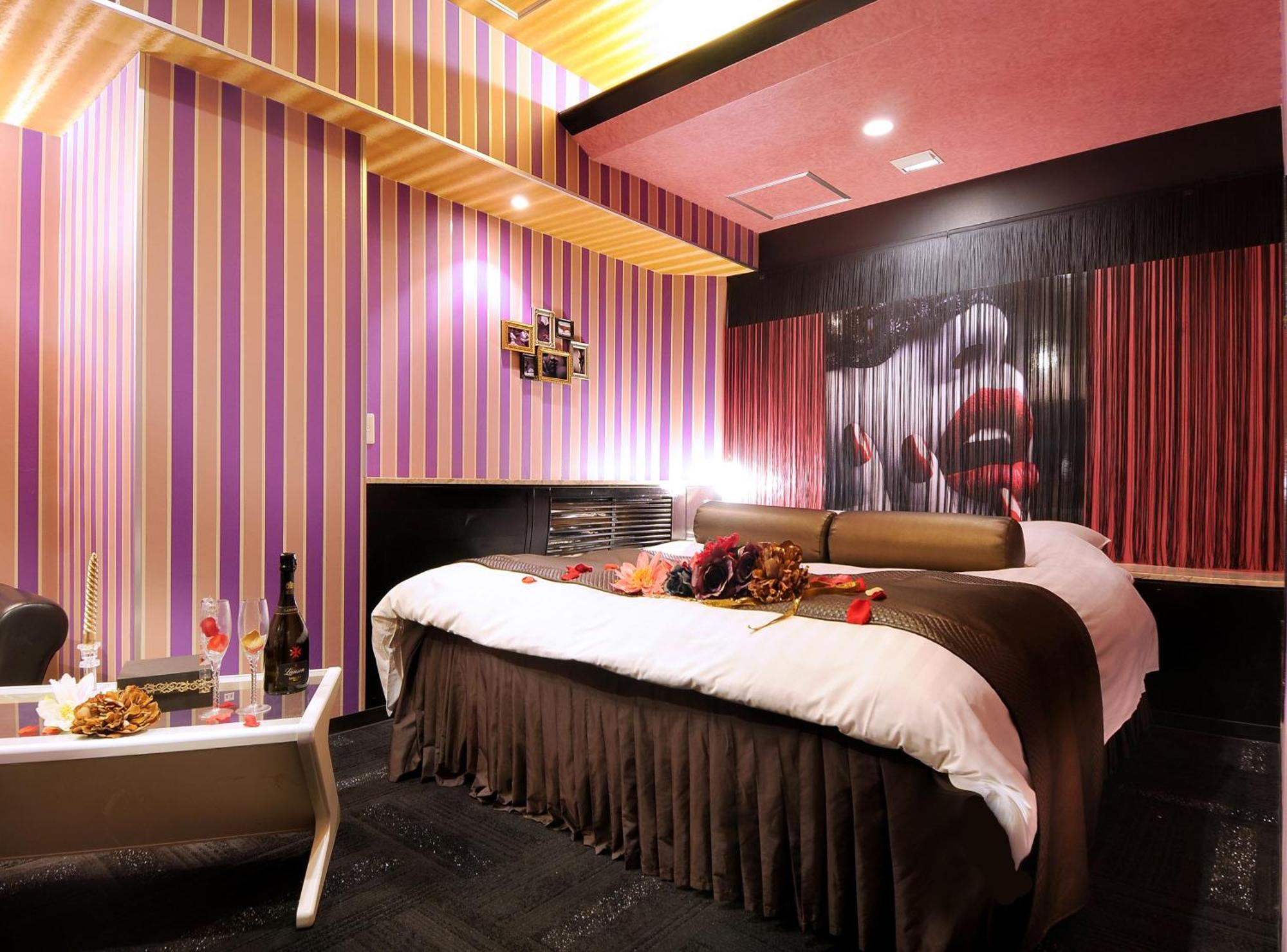 Hotel Love Ikutama -Adult Only Osaka Buitenkant foto